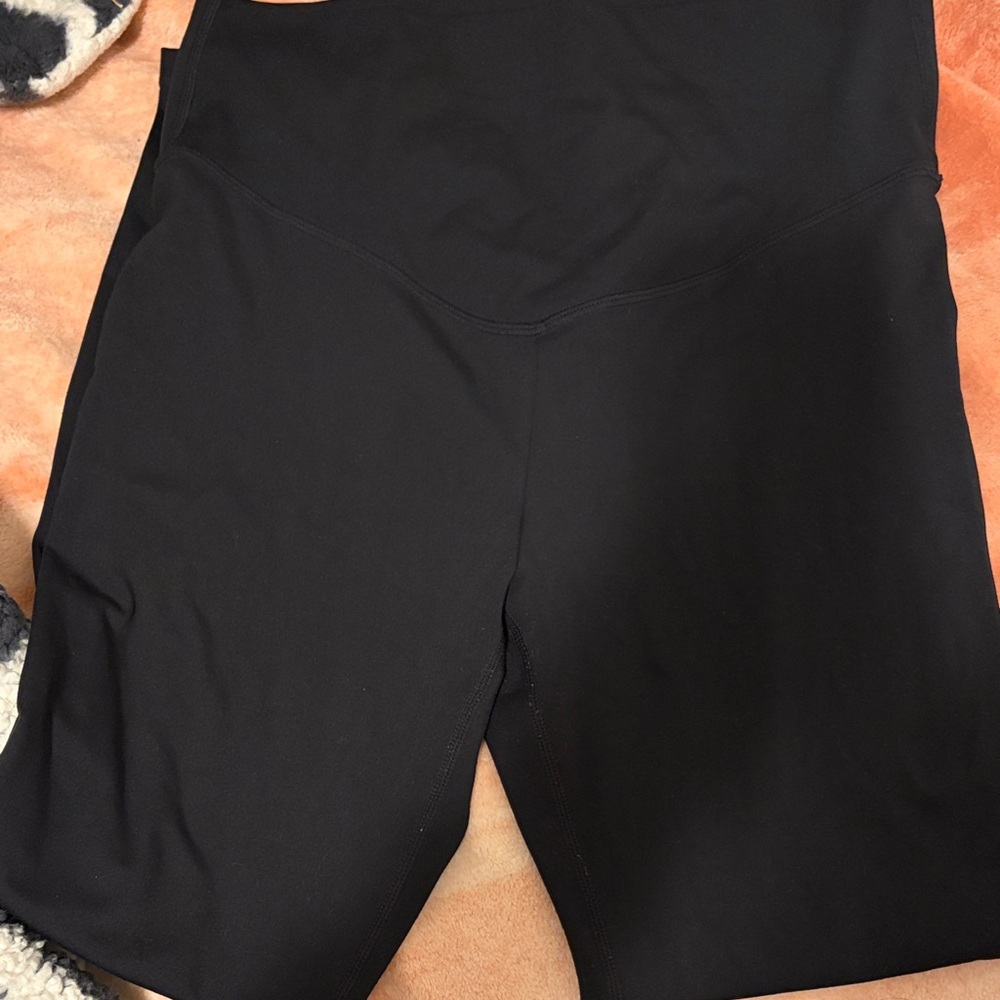 P'tula Women's Black Leggings